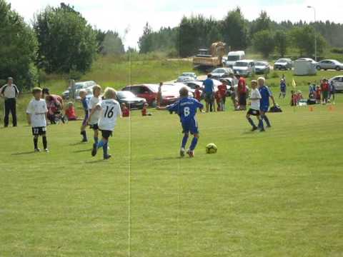 Lootosspring 2009 - JK Tammeka 2000 boys in action