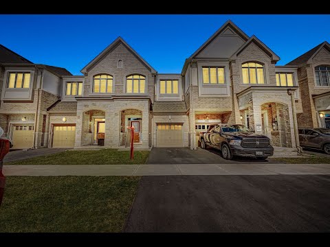 439 Izumi Gate, Milton