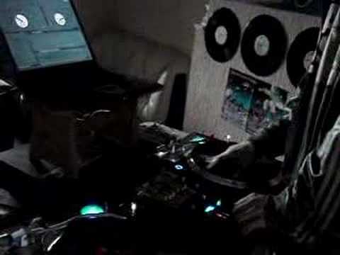 DJ KNC Scratching