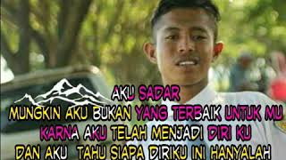 Download lagu Story WA bagaikan langit dan bumi😎 mp3 Download lagu Story WA bagaikan langit dan bumi😎 mp3