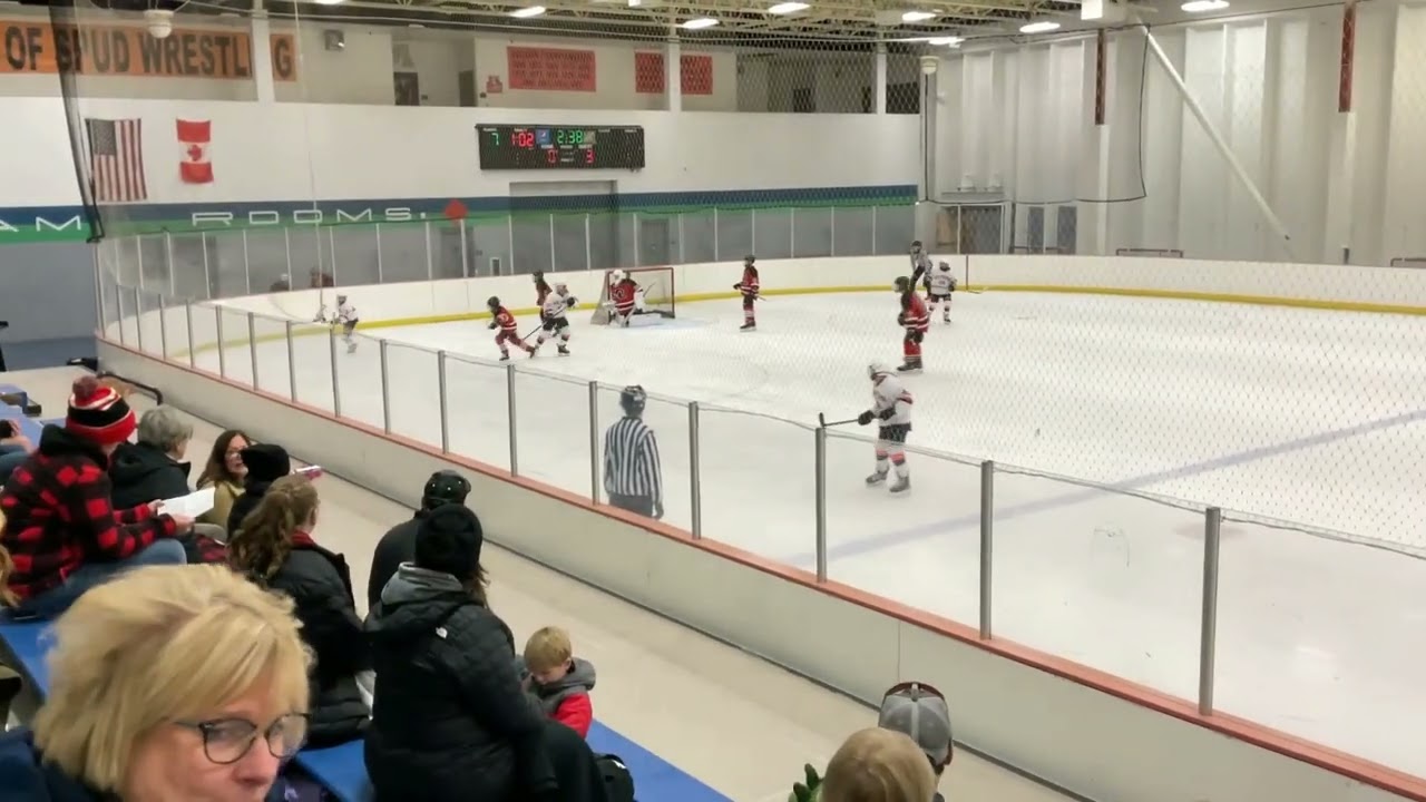 Game 04: 4-0 Flyers, Bentley scores on a rebound from Ashton