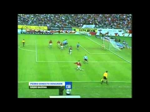 Redação AM: o gol mil em Gre-Nais marcado por Fernandão, em 2004