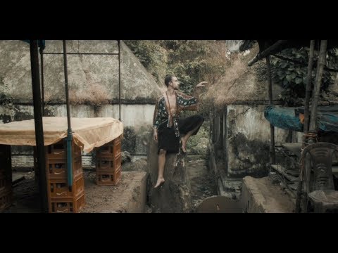 CHAMELEO - colorBLIND (feat. Sampaio)