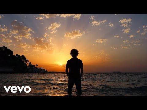 Adrian Macéus - Somebody To Love (Lyric Video)