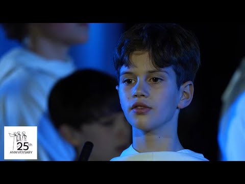 Libera - Conditor Alme Siderum & Carol of the Bells - Live