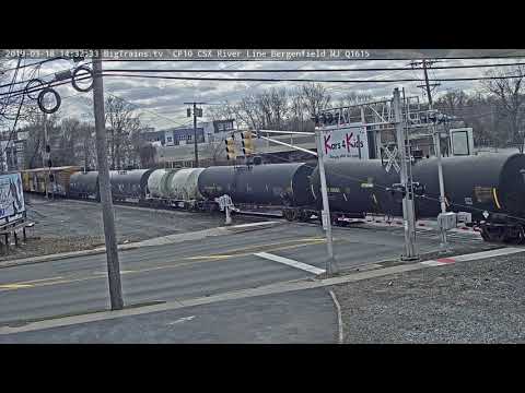 3- 18-2019 14:31 sb mix, blue trash CSX 7767, 7885 Q433