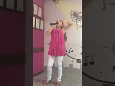 Kaylee Cutajar singing Twist of Love Live @ Singer Stage studios