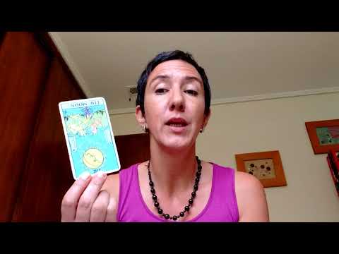 Un ligero barniz sobre una de las cartas más profundas del Tarot: La Luna