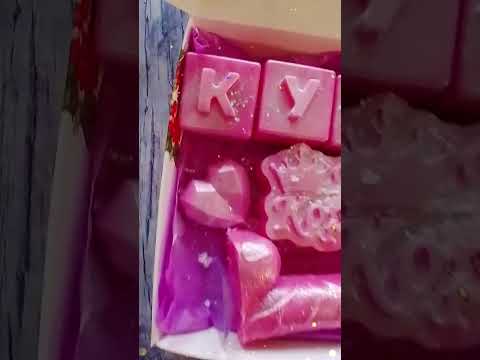 Эротический набор мыло в форме члена подарок для кумы 18+Мыло член на присоске - фото 1 - id-p1547495954