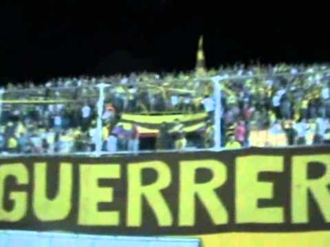 "Tribu Guerrera- Vamos Guerreros" Barra: Tribu Guerrera &bull; Club: Trujillanos
