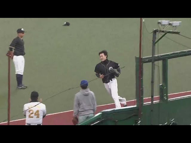 元ライオンズ・戸川大輔選手が守備で魅せる!! 2022年12月18日 PERSOL THE LAST GAME