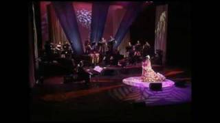 Celia Cruz - Mi Vida Es Cantar