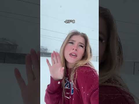 VIVE LE QUÉBEC TBNK😂❄️ #shorts #neige #tempete #froid #drole #funny #humour #cocotte #qc #montreal