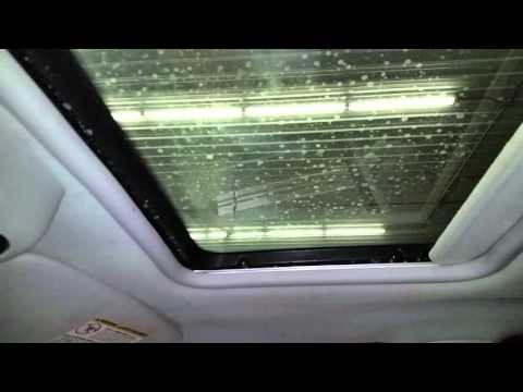 AJ1342 - 2005 Ford Explorer - Sun Roof