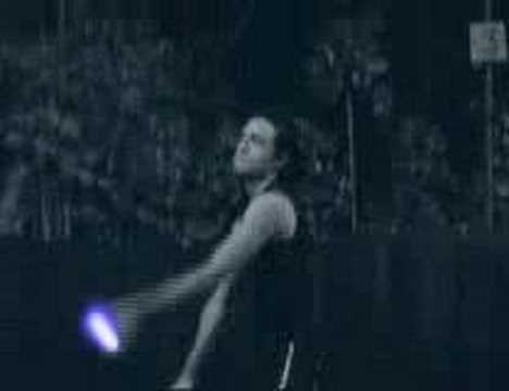 nike defeat your self