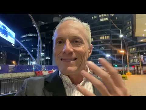 "市民を信じ、科学を信じよ家に人を閉じ込めても効果はない」と科学者は言う (“TRUST YOUR CITIZENS, TRUST THE   SCIENCE ?. LOCKING PEOPLE UP AT HOME WON’T WORK” SCIENTIST SAYS)