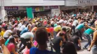 Flash Mob Gospel - DJ PV - Som da Liberdade
