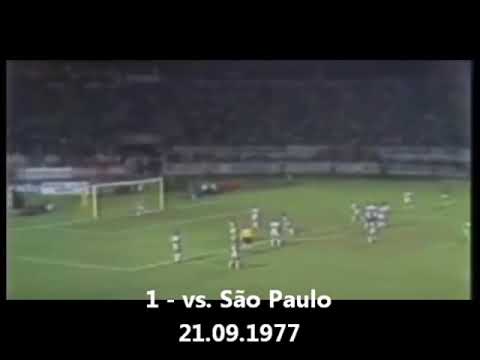 Mestre Dicá - Brilhou muito com a camisa da Ponte Preta -Gols de falta e golaço com direito a chapéu