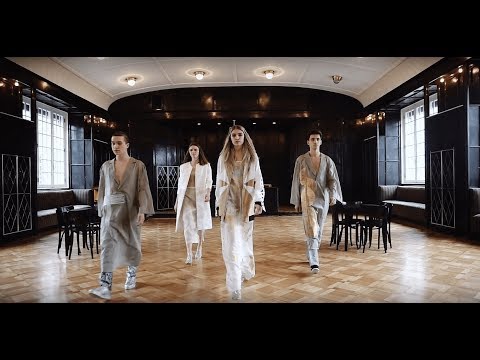 the MAGA/SCENE - Die Modeschule Michelbeuern präsentiert ihre Jugendstil Kollektion