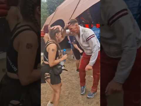 Me and an awesome gabberina at the #dominatorfestival No.05 #gabber #hakkûh #hakken ##hakkuh