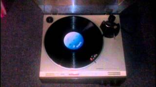(Spinning Vinyl) Jethro Tull - Crossfire