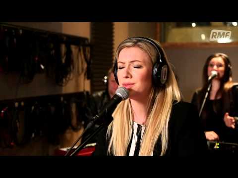 Kasia Cerekwicka - Szczęście (Poplista Plus Live Sessions)