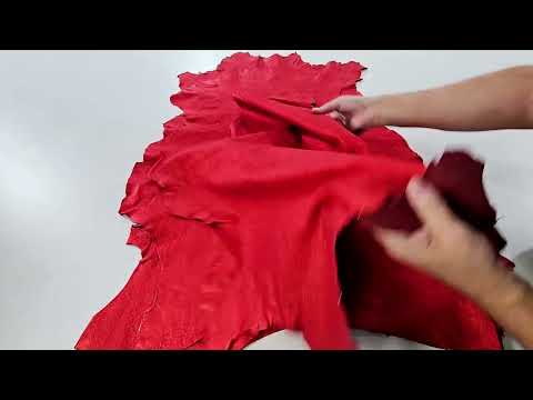 CUERO LAMINADO ROJO  4465