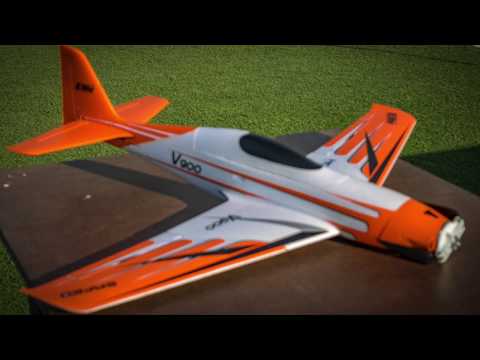 race-eflite-v900-vs-freewing-avanti-s