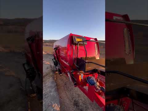 12 m3 Tosun Sirius Yatay Yem Karma Makinası Kullanıcı Çekimi