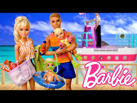 Barbie & Ken Doll Family Summer Vacation Airport Routine