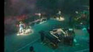 Wet Wet Wet - Love Is All Around LIVE from Glasgow 1997