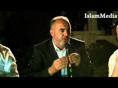 Tribunë islame në fshatin Vojnoviç-Hoxhë.Imer Mustafa