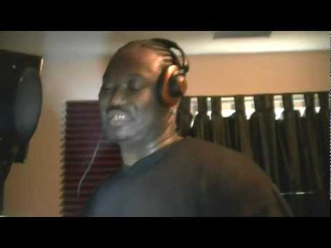 ROB DEE FEATURING PROJECT PAT WHERS MY D REMIX LIVE IN THA STUDIO RECORDING