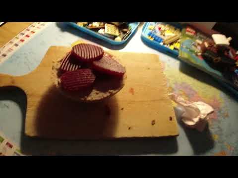 MongoTV_10251 - Min Frokost - HVEDEBOLLE Med LEVERPOSTEJ og RØDBEDER