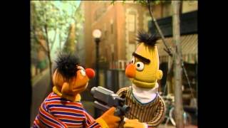 Classic Sesame Street - Bert and Ernie (Sesame Street on TV)