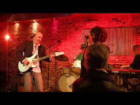 Thumbnail for I've Been Knockin' video