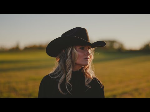 Kalsey Kulyk - Love Me Like an Outlaw (Official Music Video)