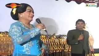 Download lagu Ada 'AYU TING TING' di Limbukan Ki Bayu Aji, Percil, Sandirono. Ngakak Lucu Pol mp3 Download lagu Ada 'AYU TING TING' di Limbukan Ki Bayu Aji, Percil, Sandirono. Ngakak Lucu Pol mp3