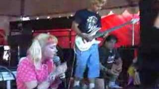 Switchblade Kittens - Ode to Harry live at Warped Tour