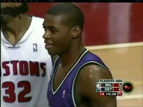 2004 East First Round, Milwaukee Bucks vs Detroit Pistons Game 2