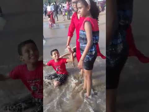 Reeva Rishya at Juhu Beach. 22.5.22