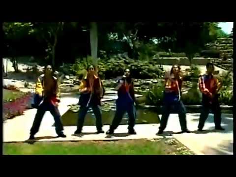 MI NIÑA MUJER - SKANDALO de ROLY ORTIZ  Autor Rolando Ortiz video oficial HD (Remasterizado).