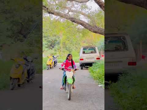 Pareshan boys varshitha varshitha driving to Babu bike #pareshan #imrankhan #babu #vairalvideo