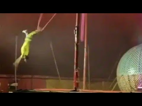 Trapezista cai em cima de plateia durante apresentação em circo no Tocantins