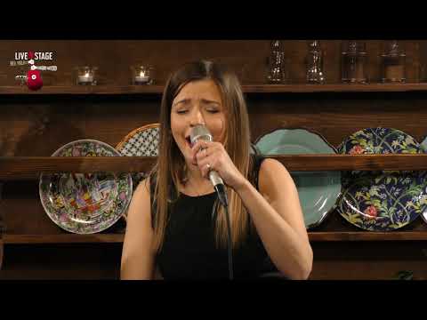 Ανάθεμα τον αίτιο - Ιουλία Καραπατάκη - Live Stage Web Project "Ζωντανοί Μουσικοί"