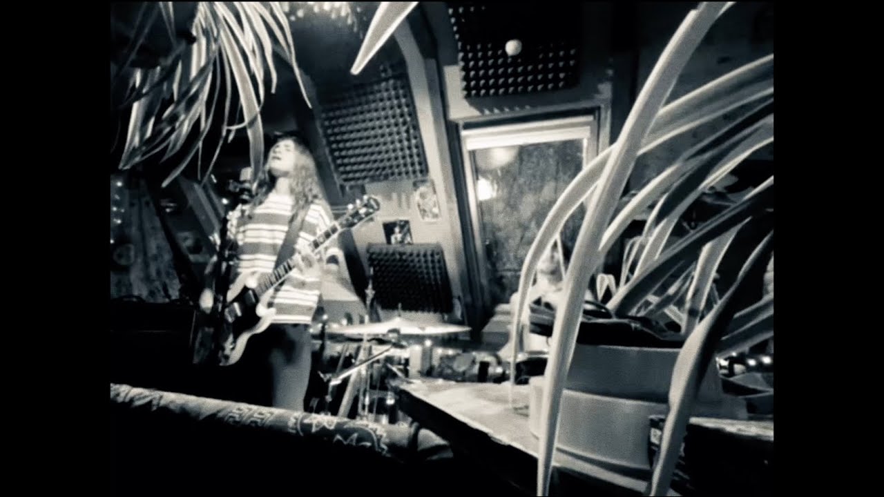 Torus - Ocean Eyes (Official Video)