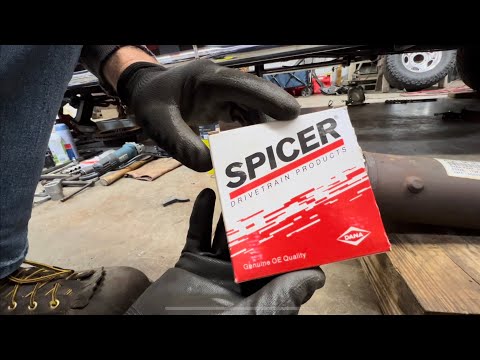 1999-2007 Ford F250/350 7.3 POWERSTROKE Driveshaft U-Joint Repair….With Spicer U-Joints…
