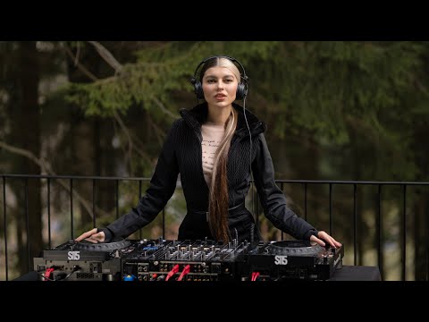 ARMINA - Live @ Year Mix 2025 [ Progressive House & Melodic Techno ] 4K