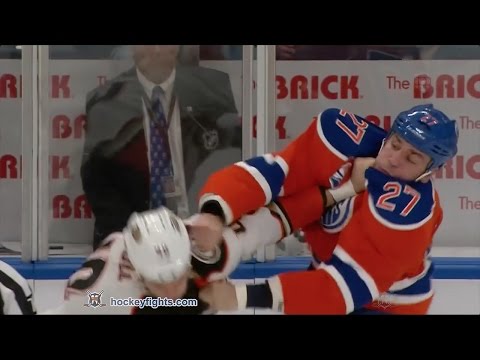 Jared Boll vs Milan Lucic