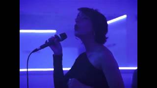 Anna Kova - Amour et Jalousie (Oxmo Puccino) Live Performance